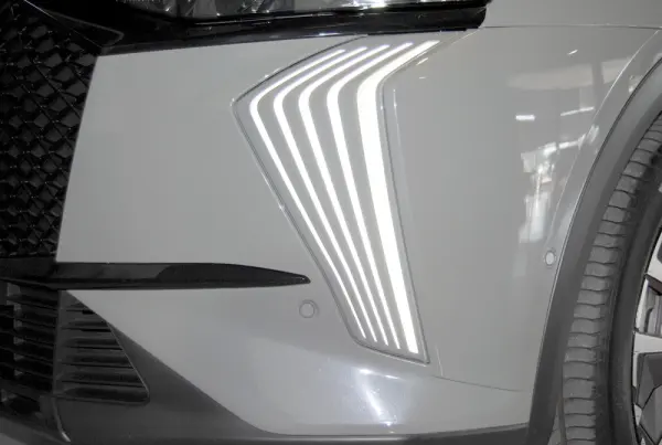 DS DS7 E-Tense Performance Line 12