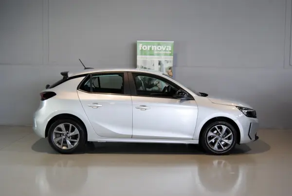 Opel Corsa 1.2 Edition 5
