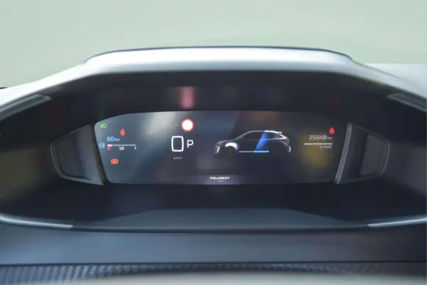 Peugeot 208 1.2 Hybrid Allure e-DCS6 10