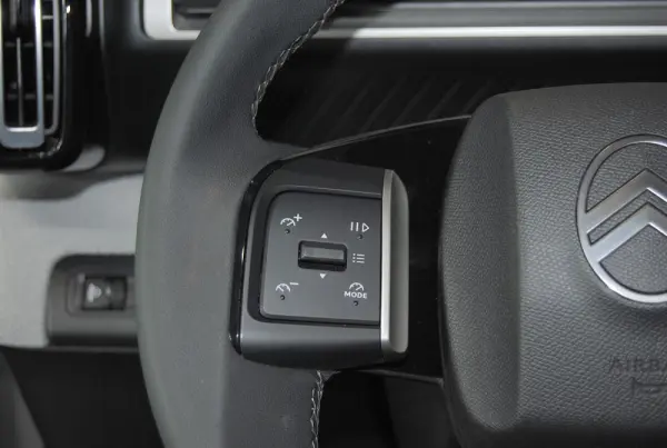 Citroen e-C3 44 kWh Autonomia Conforto Max 20