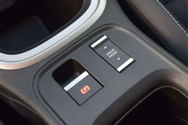 Jeep Avenger 54 KWh Summit 32