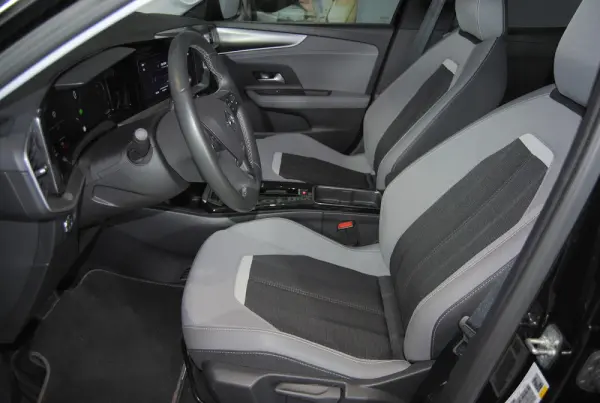 Opel Mokka-e Elegance 18
