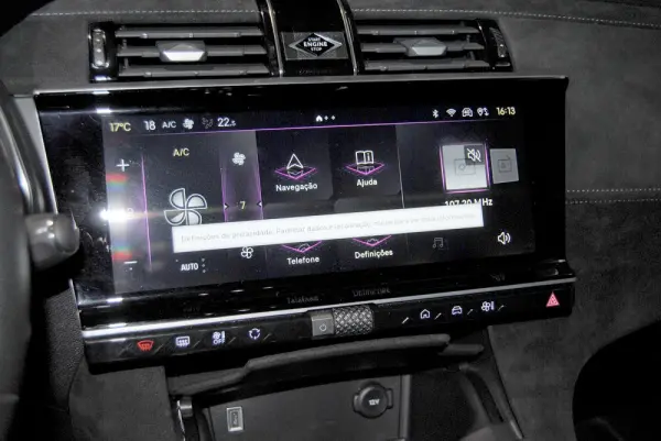 DS DS7 E-Tense Performance Line 40