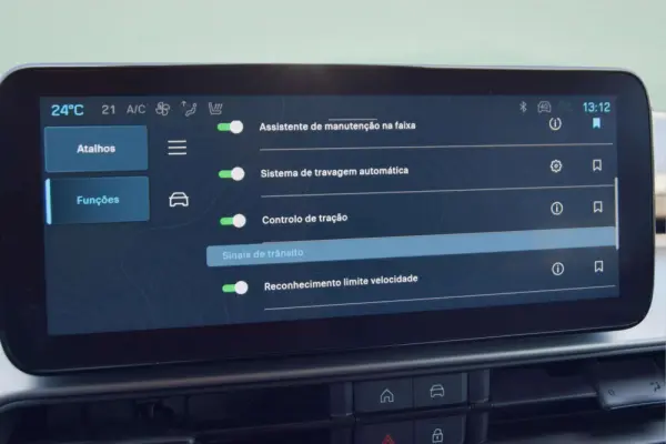 Jeep Avenger 54 kWh Summit 31
