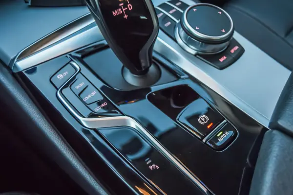 BMW 520 d Line Luxury Auto 19