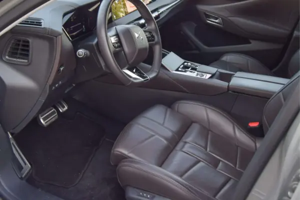 DS DS4 E-Tense La Première EAT8 19