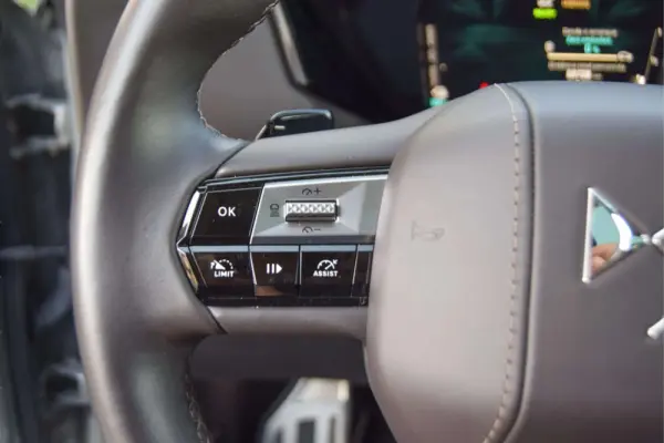 DS DS4 E-Tense La Première EAT8 34