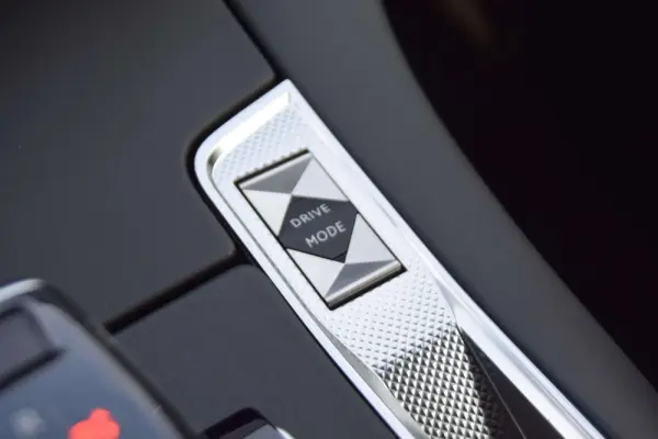 DS DS7 E-Tense Rivoli EAT8 20