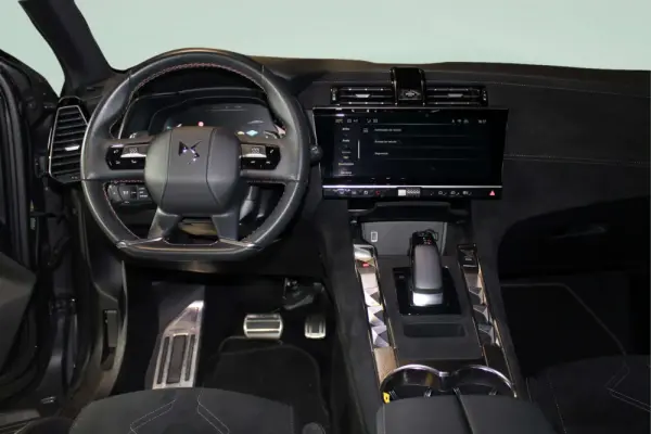 DS DS7 E-Tense 4x4 Performance Line + 21