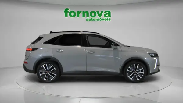 DS DS7 E-Tense Performance Line 6
