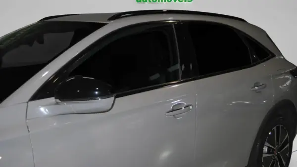 DS DS7 E-Tense Performance Line 12