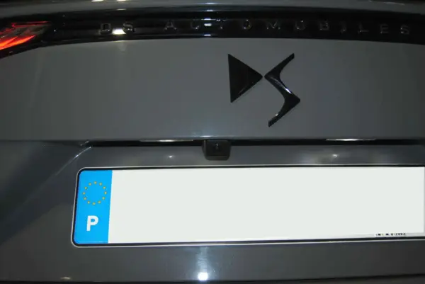 DS DS7 E-Tense Performance Line 15