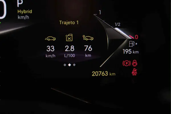 DS DS7 E-Tense Performance Line 28