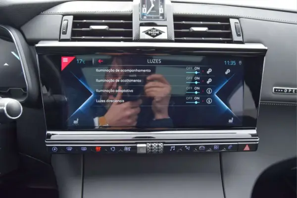 DS DS7 Crossback E-Tense 4x4 Opera EAT8 300cv 28