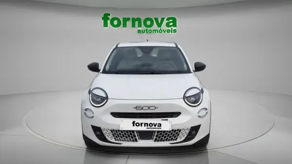 Fiat 600 1.2 Hybrid La Prima 2