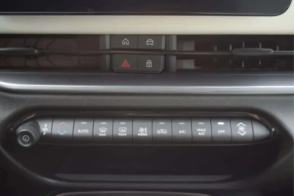 Fiat 600 1.2 Hybrid La Prima 34