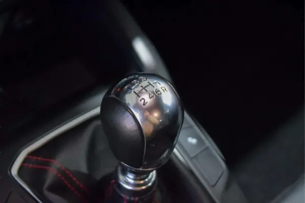 Ford Focus SW 1.0 EcoBoost ST-Line 8