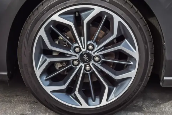 Ford Focus SW 1.0 EcoBoost MHEV ST-Line X Aut. 10