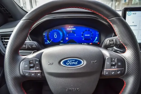 Ford Focus SW 1.0 EcoBoost MHEV ST-Line X Aut. 27