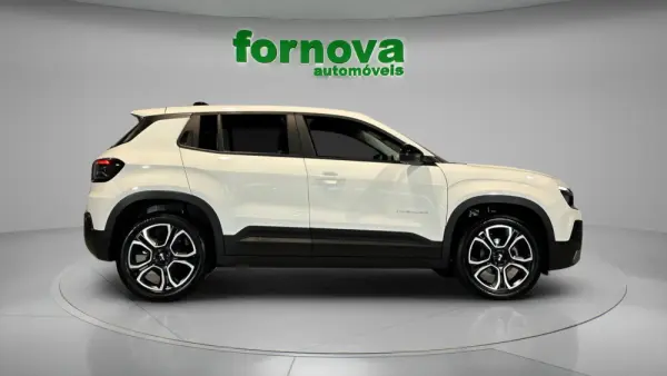 Jeep Avenger 1.2 GSE T3 Altitude 9