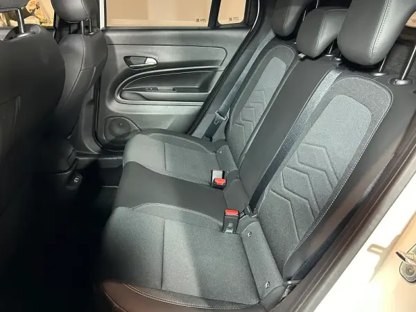 Jeep Avenger 1.2 GSE T3 Altitude 18