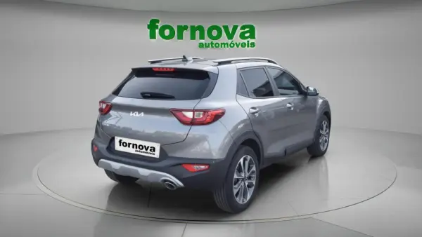 Kia Stonic 1.0 T-GDi Drive 5