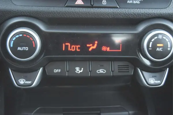 Kia Stonic 1.0 T-GDi Drive 18