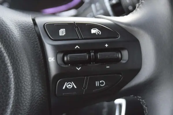 Kia Stonic 1.0 T-GDi Drive 21