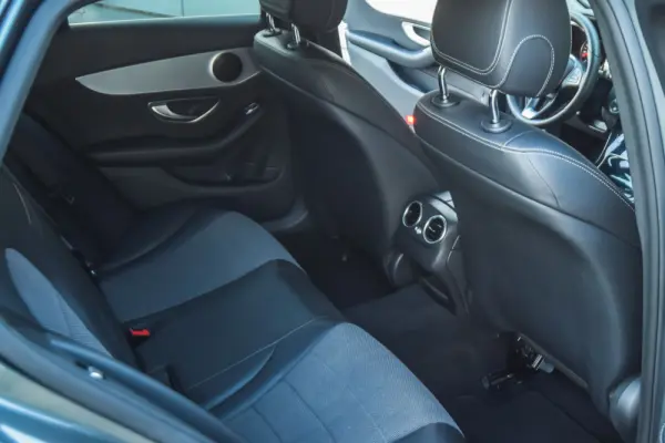 Mercedes-Benz C 220 d Avantgarde Aut. 14