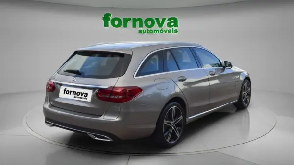 Mercedes-Benz C 300 de Avantgarde 4