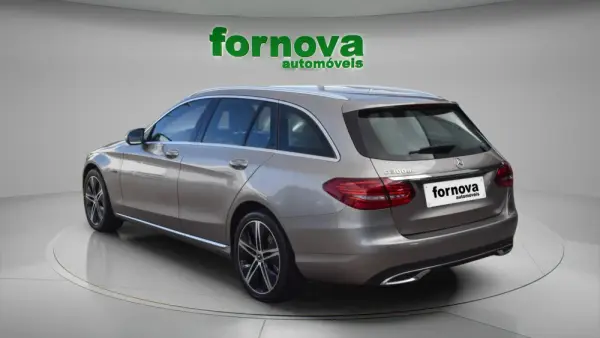 Mercedes-Benz C 300 de Avantgarde 6