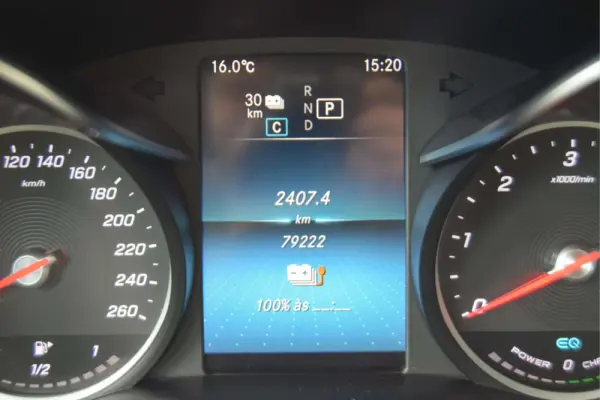 Mercedes-Benz C 300 de Avantgarde 27