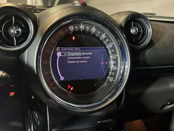 MINI Countryman Cooper SD ALL4 31