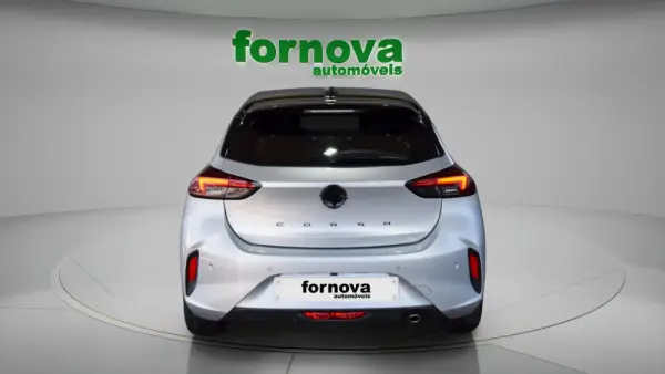 Opel Corsa 1.2 T GS 4