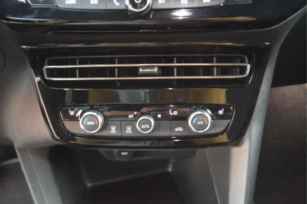 Opel Mokka 1.2 T GS 13