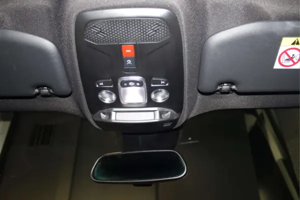 Peugeot 2008 1.2 Hybrid Allure e-DCS6 26