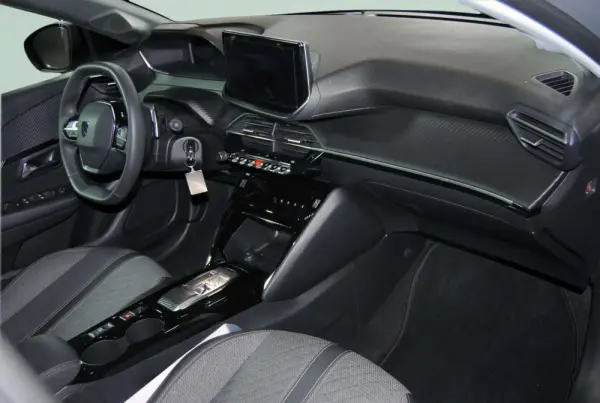 Peugeot 208 1.2 Hybrid Allure e-DCS6 19