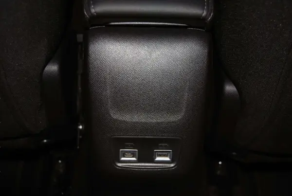Peugeot 208 1.2 Hybrid Allure e-DCS6 21