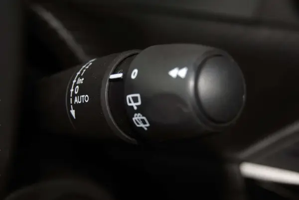 Peugeot 208 1.2 Hybrid Allure e-DCS6 28