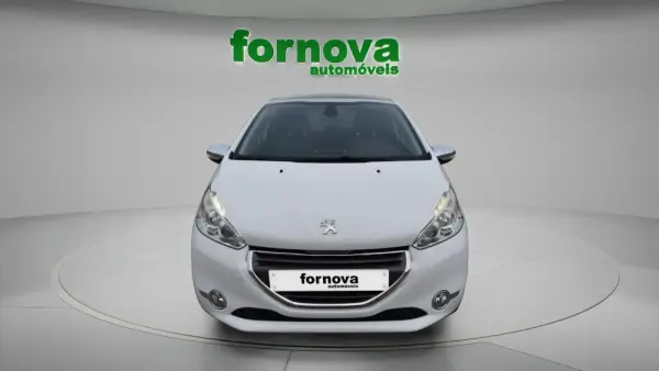 Peugeot 208 1.6 THP Allure 2