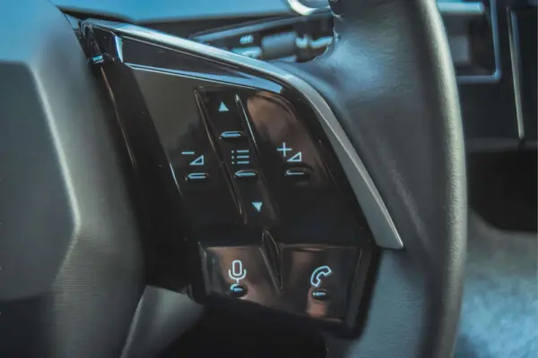 Peugeot 3008 1.2 Hybrid Allure e-DCS6 21