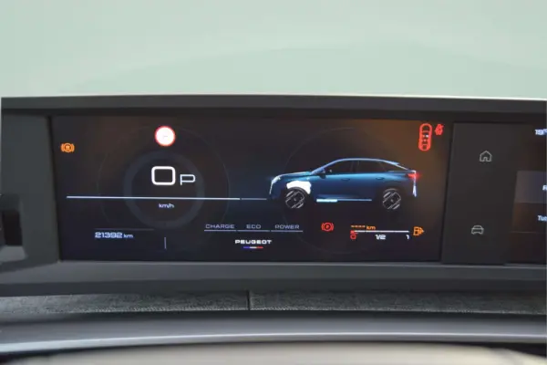 Peugeot 3008 1.2 Hybrid Allure e-DCS6 24