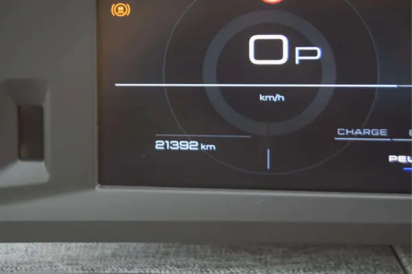 Peugeot 3008 1.2 Hybrid Allure e-DCS6 26