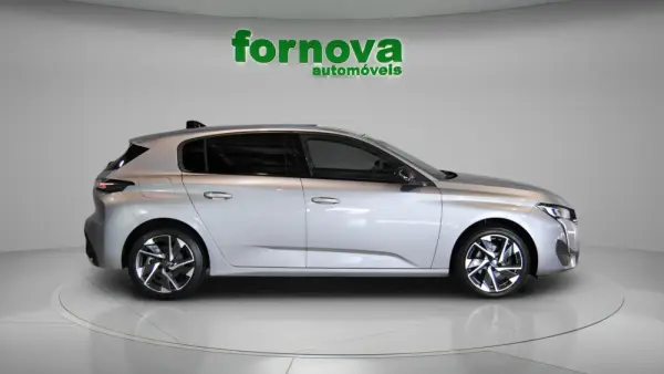 Peugeot 308 1.2 PureTech Allure 5