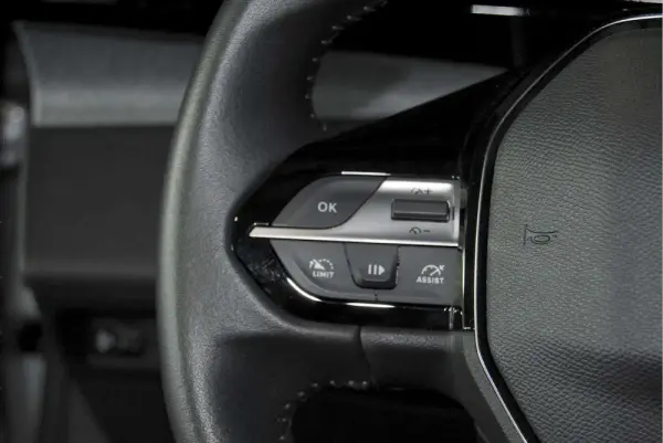 Peugeot 308 1.2 PureTech Allure 21