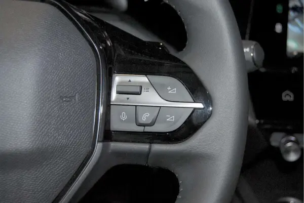 Peugeot 308 SW 1.5 BlueHDi Allure EAT8 22