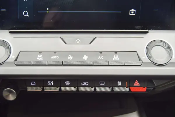 Peugeot 308 SW 1.2 HYBRID ALLURE eDCS6 20