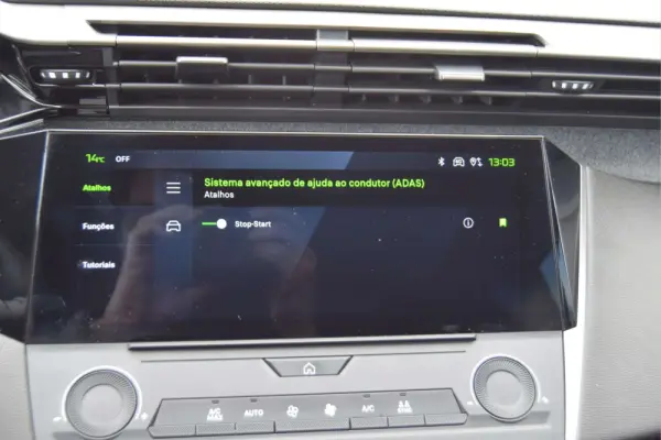 Peugeot 308 SW 1.2 HYBRID ALLURE eDCS6 26