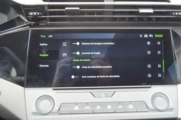 Peugeot 308 SW 1.2 HYBRID ALLURE eDCS6 28