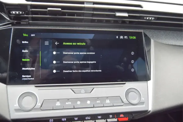 Peugeot 308 SW 1.2 HYBRID ALLURE eDCS6 38